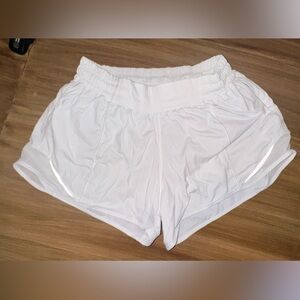 Lululemon Hotty Hot 4” shorts, white, size 6